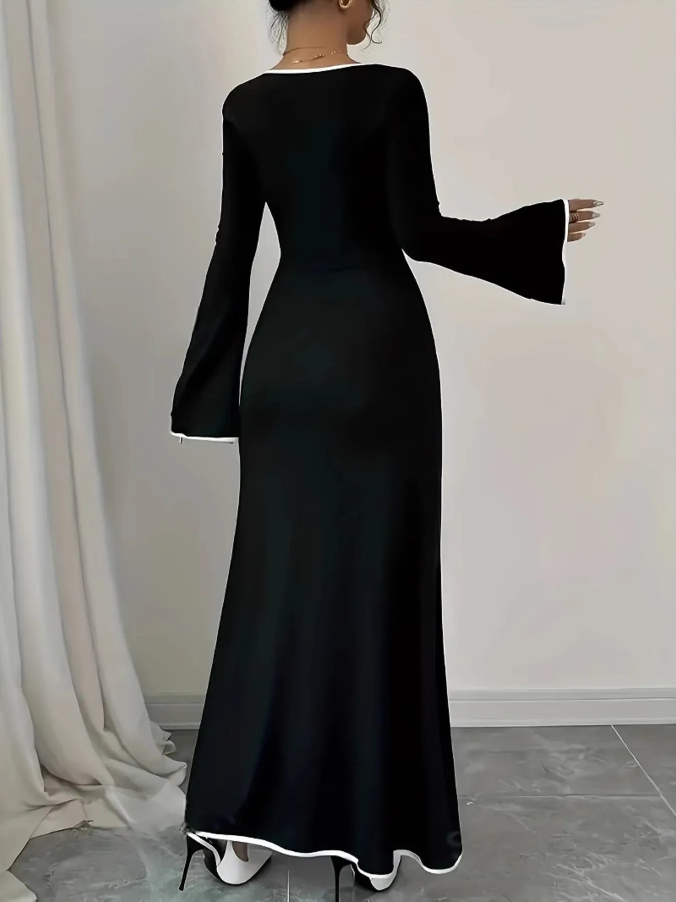 Plus Size Contrast Trim Square Neck Long Sleeve Maxi Dress - Blushé Belle
