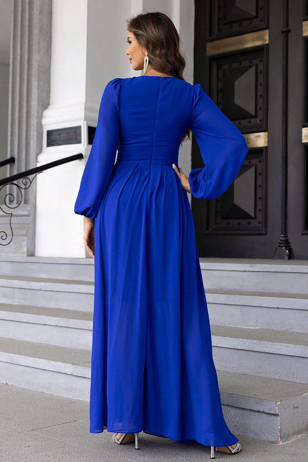 Twist Front Cutout Long Sleeve Dress - Blushé Belle