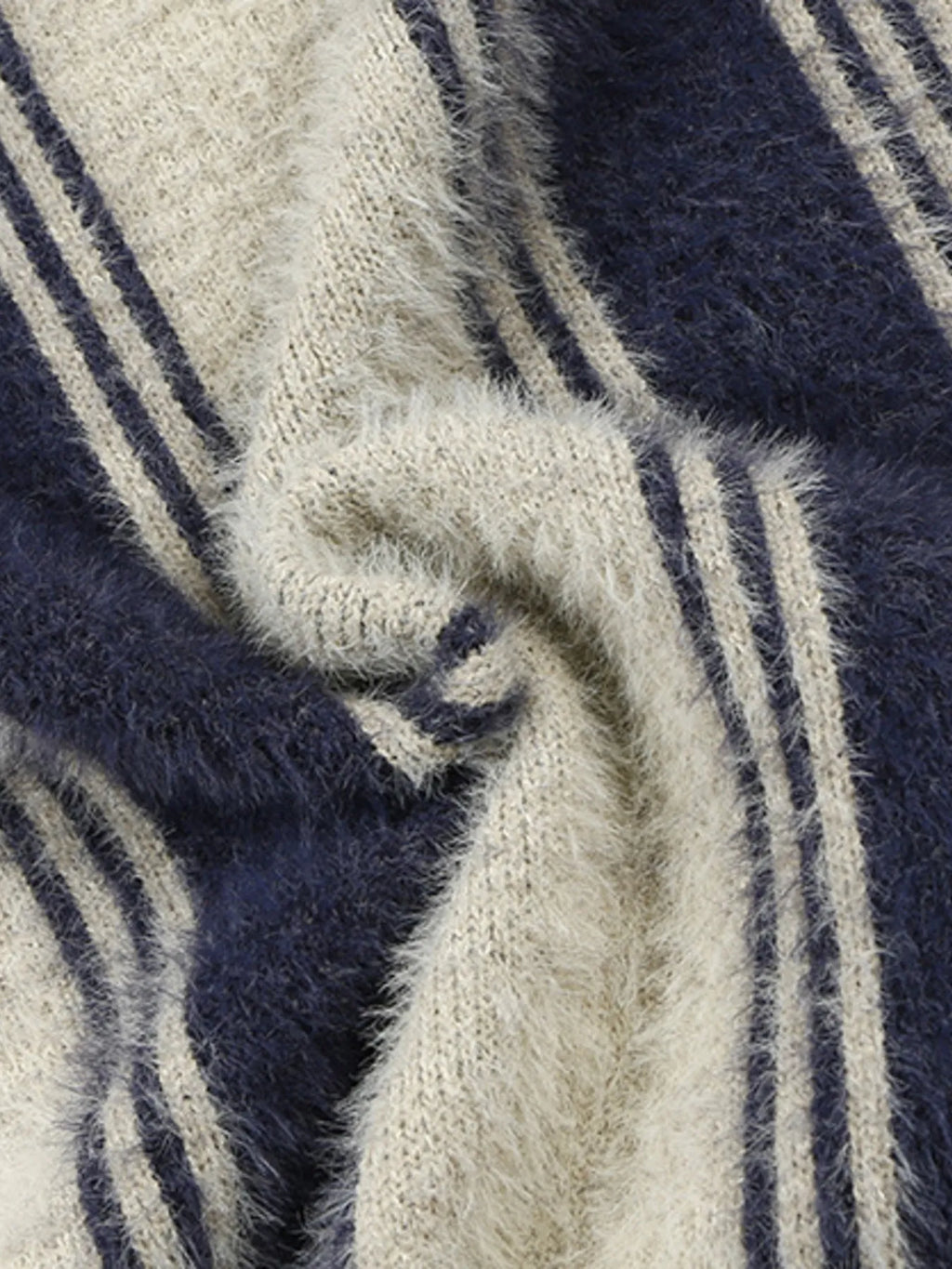 1705e5abae8e4c138e792293ec6db4b8-Max-Origin