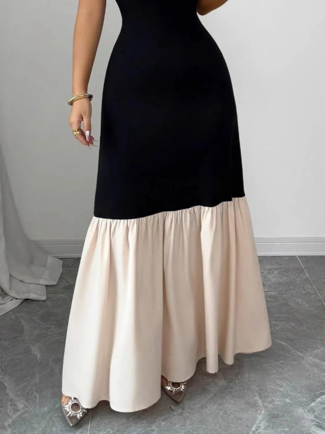 Two-Tone Spaghetti Strap Maxi Dress - Blushé Belle