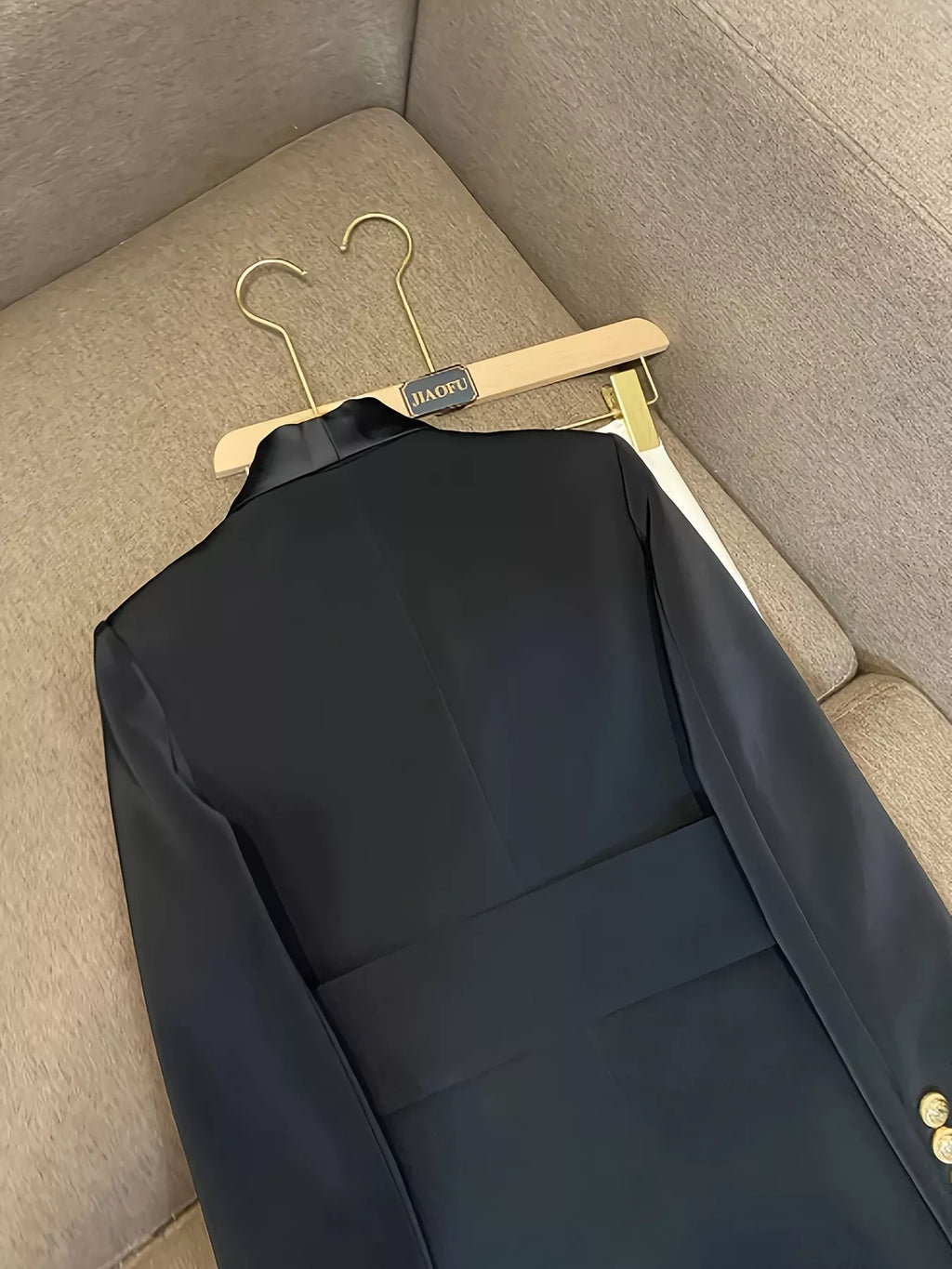 1e306c61-2ece-4f65-8410-76b0907bf565-Max-Origin