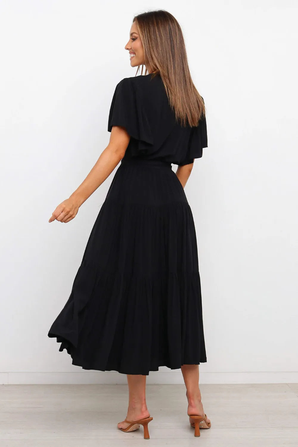 Front Tie Short Sleeve Tiered Midi Dress - Blushé Belle