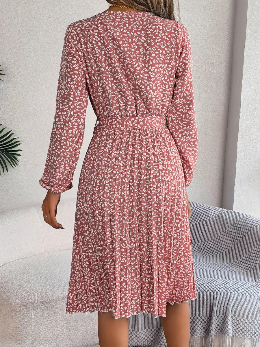 Ditsy Floral Tie Waist Pleated Dress - Blushé Belle