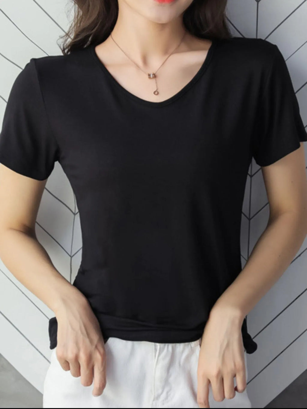 V-Neck Short Sleeve T-Shirt - Blushé Belle