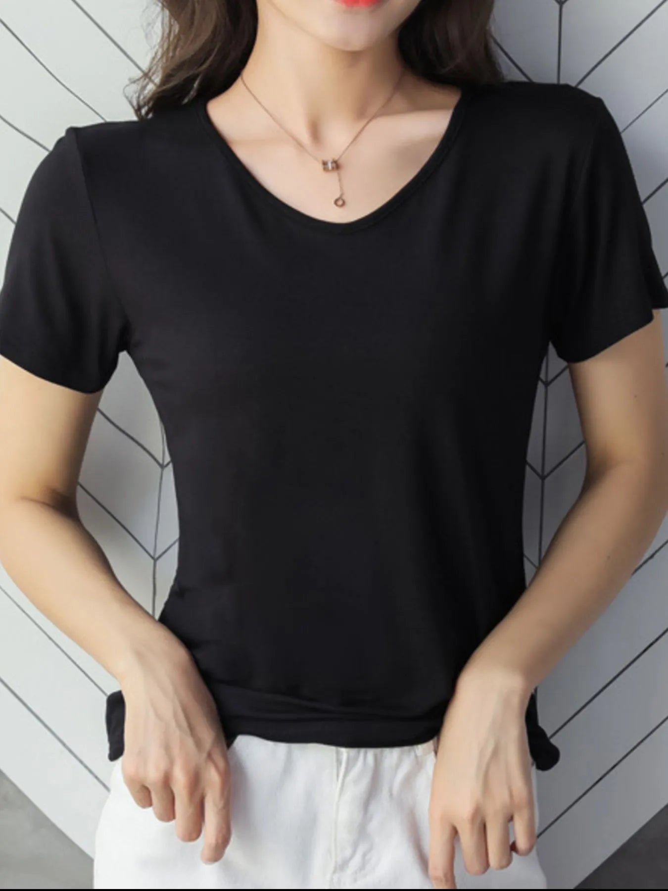 V-Neck Short Sleeve T-Shirt - Blushé Belle