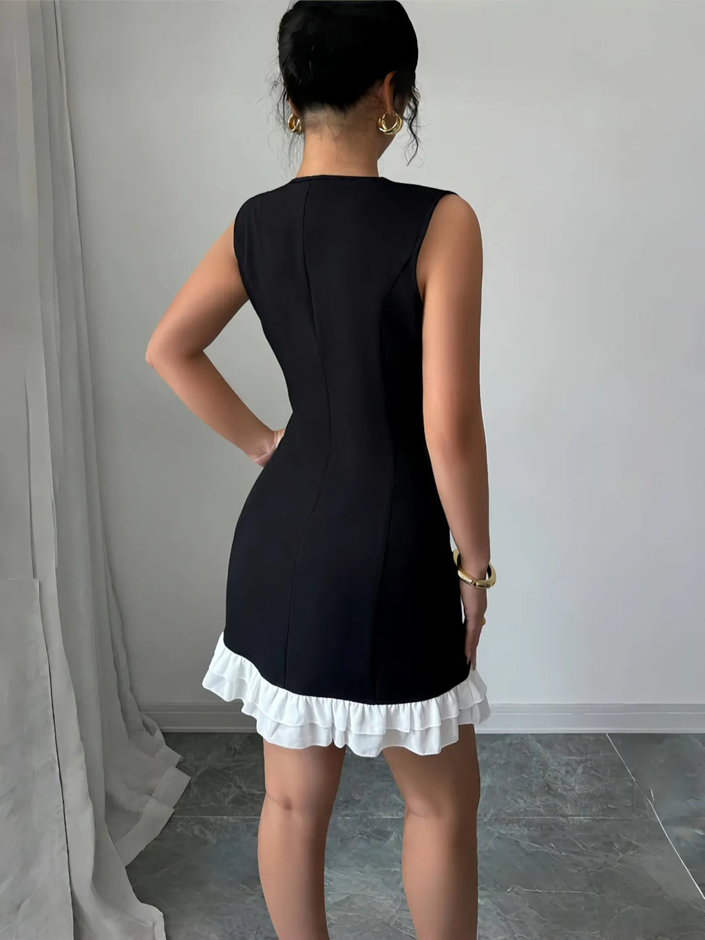 Flower Round Neck Sleeveless Dress - Blushé Belle