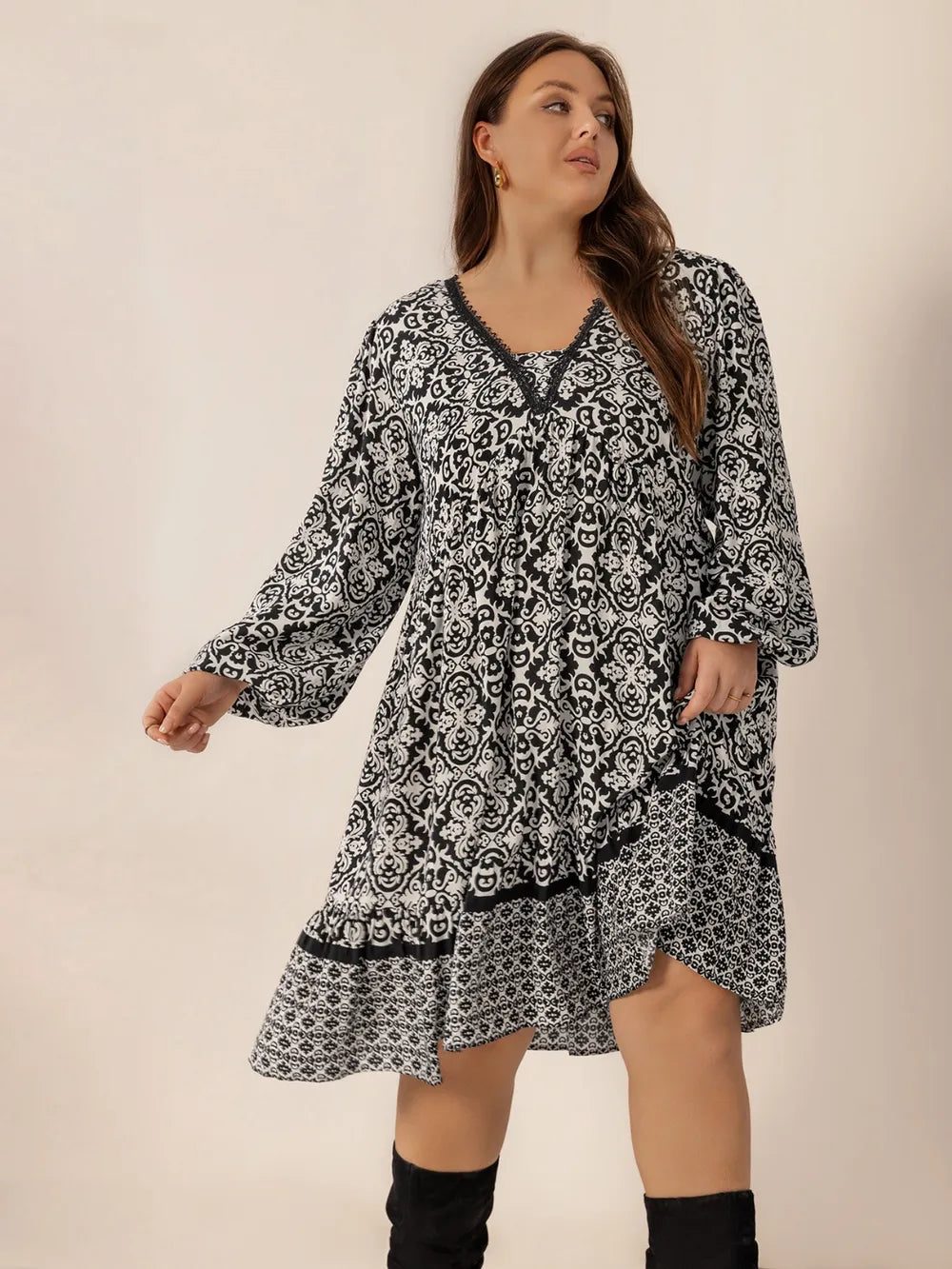 Plus Size Lace Detail Printed Balloon Sleeve Dress - Blushé Belle