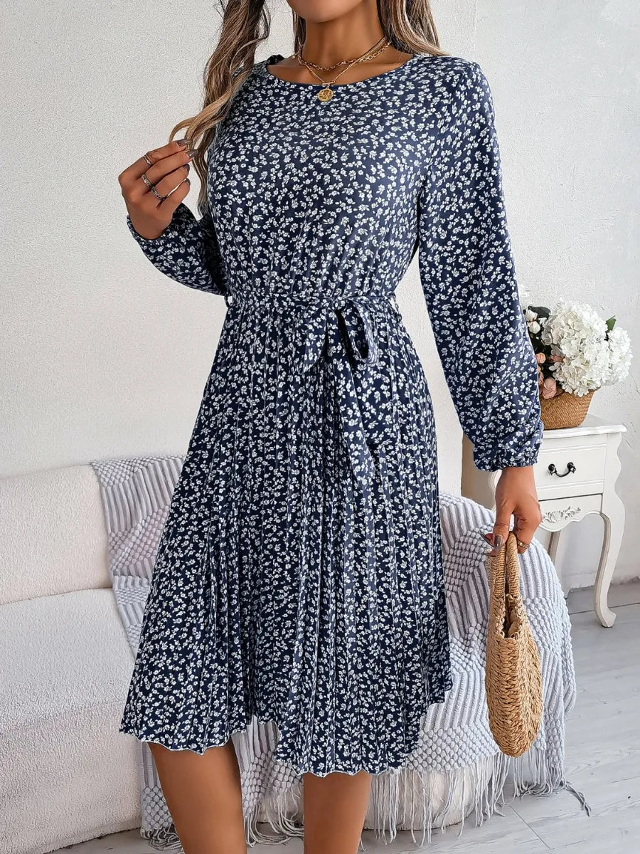 Ditsy Floral Tie Waist Pleated Dress - Blushé Belle