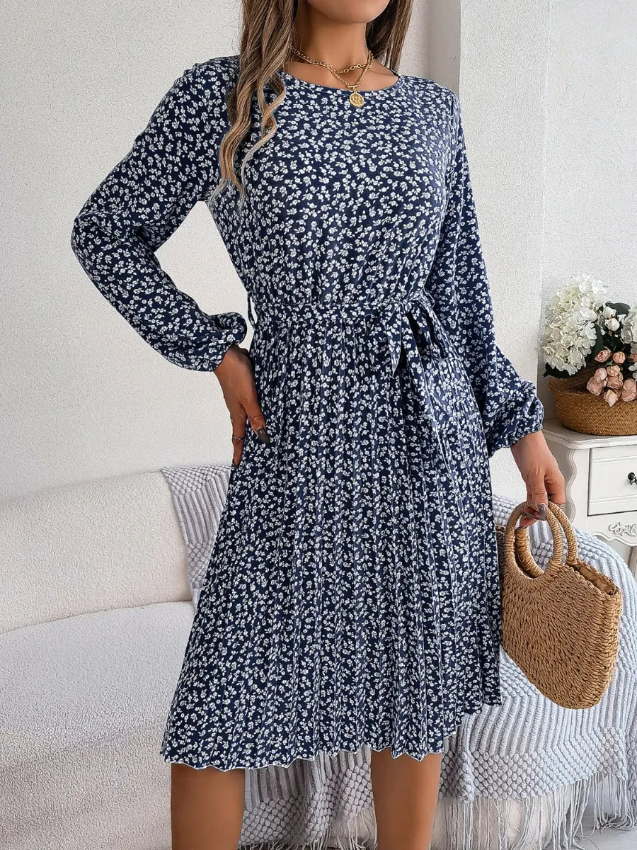 Ditsy Floral Tie Waist Pleated Dress - Blushé Belle
