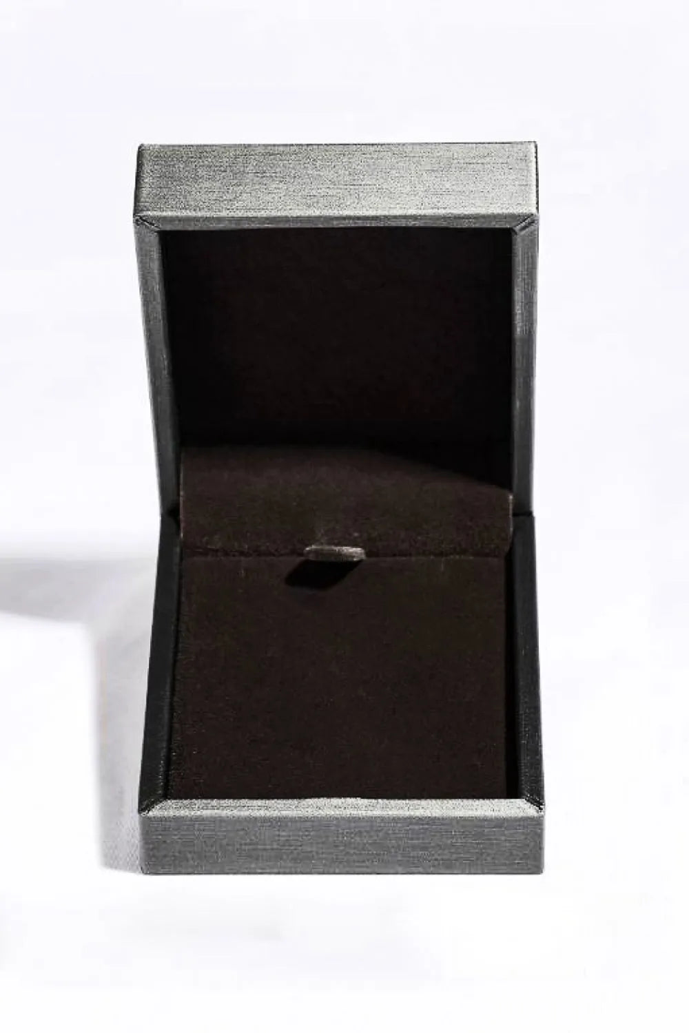 8b687463-26ab-4831-97d6-f638550175d8-Max