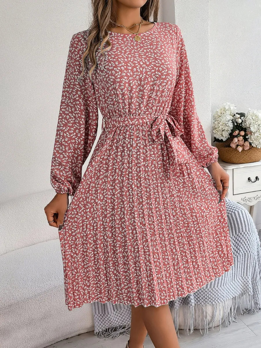Ditsy Floral Tie Waist Pleated Dress - Blushé Belle