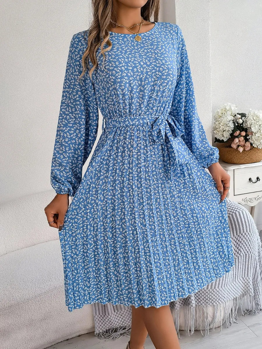 Ditsy Floral Tie Waist Pleated Dress - Blushé Belle