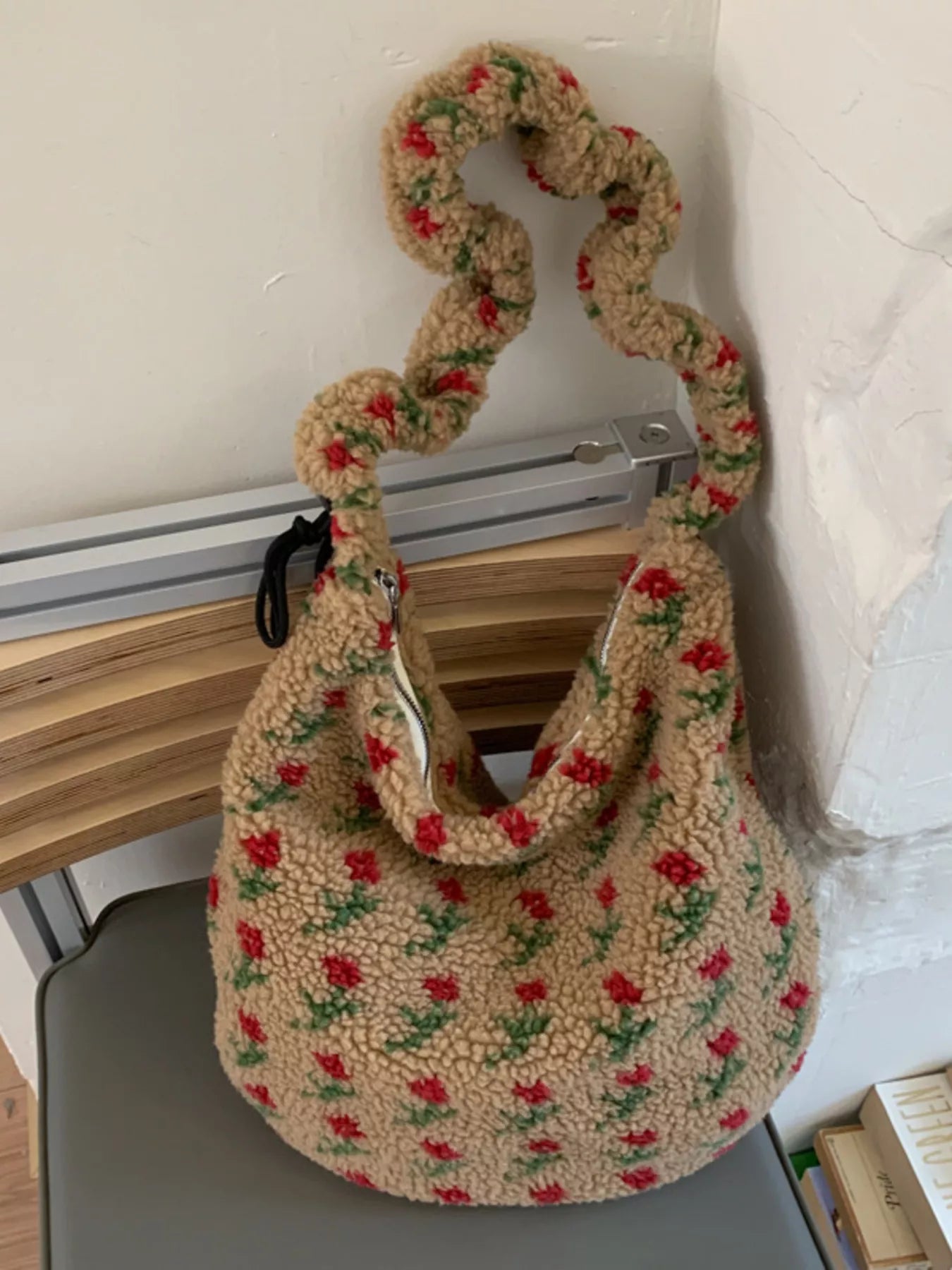 a1ee6ced7fec48bdb3b4ea93d36c3600-Max-Origin