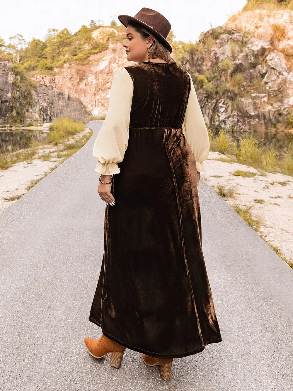 b075f7963f1648a38d20b7048c91e477-Max