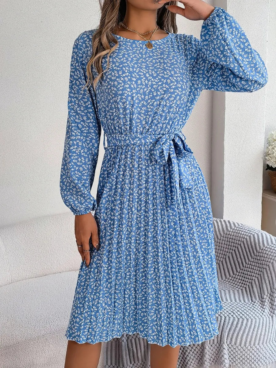 Ditsy Floral Tie Waist Pleated Dress - Blushé Belle