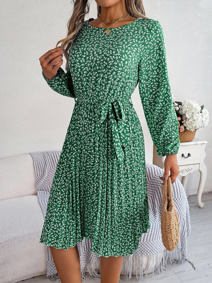 Ditsy Floral Tie Waist Pleated Dress - Blushé Belle