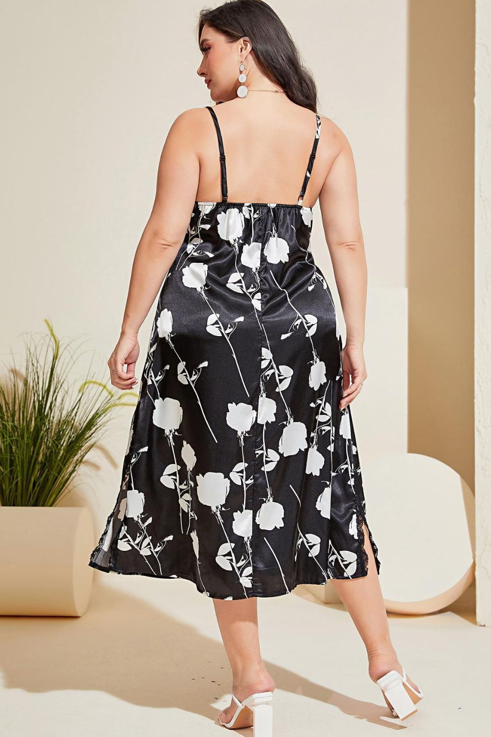 Plus Size Floral Lace Trim Side Slit Night Dress - Blushé Belle