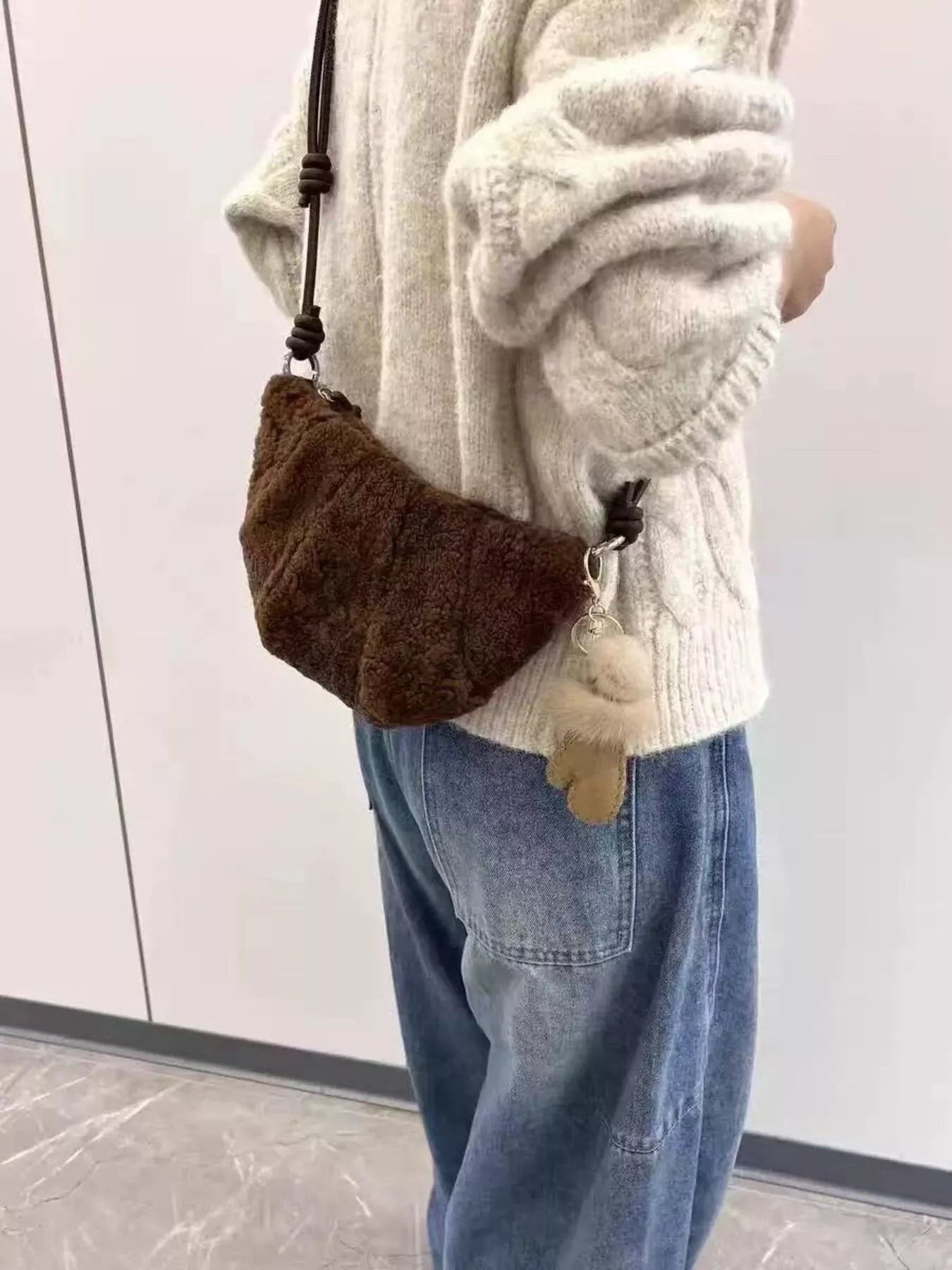 d4d4796077e645f58d6110459fb30a89-Max-Origin