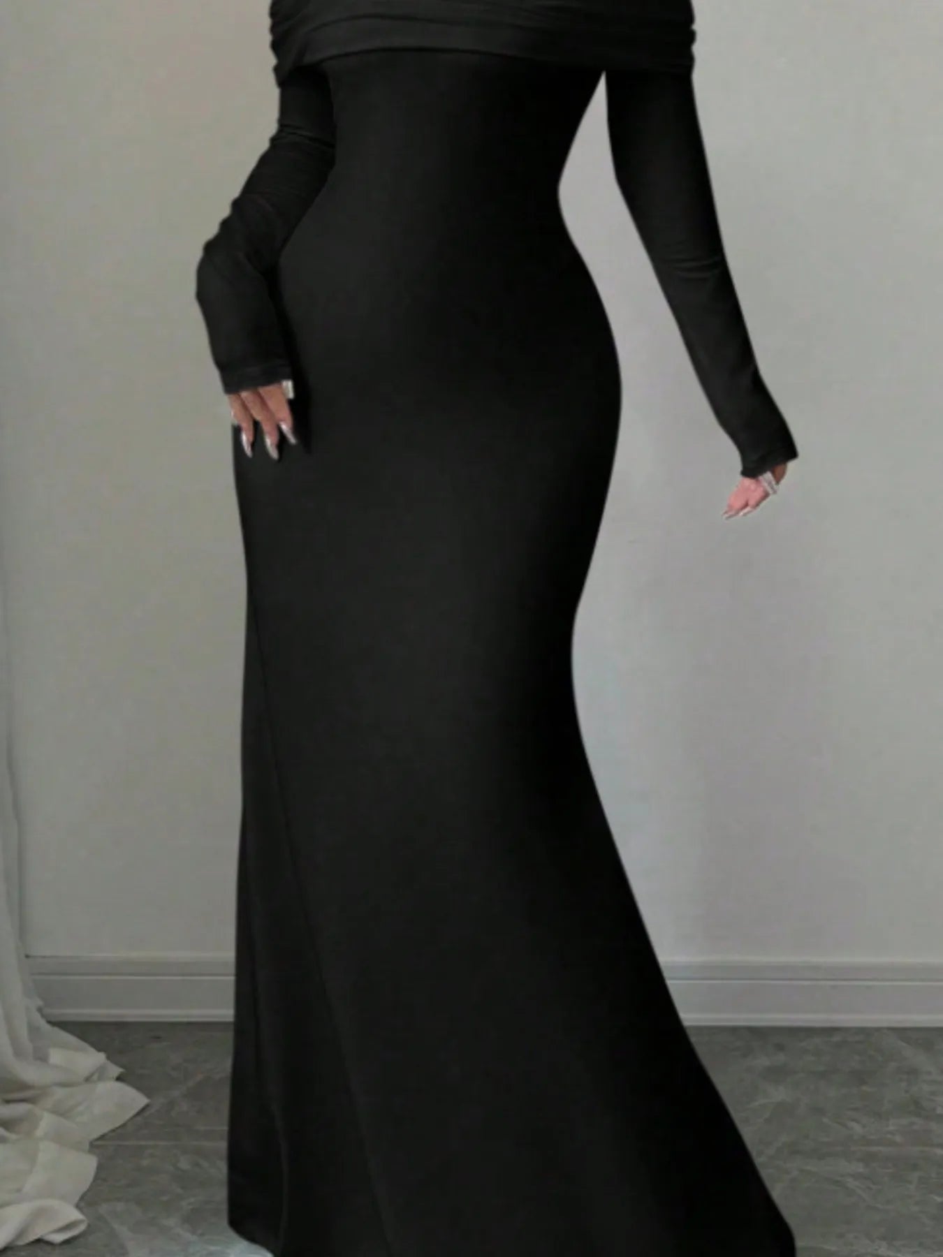 Off-Shoulder Long Sleeve Bodycon Maxi Dress - Blushé Belle