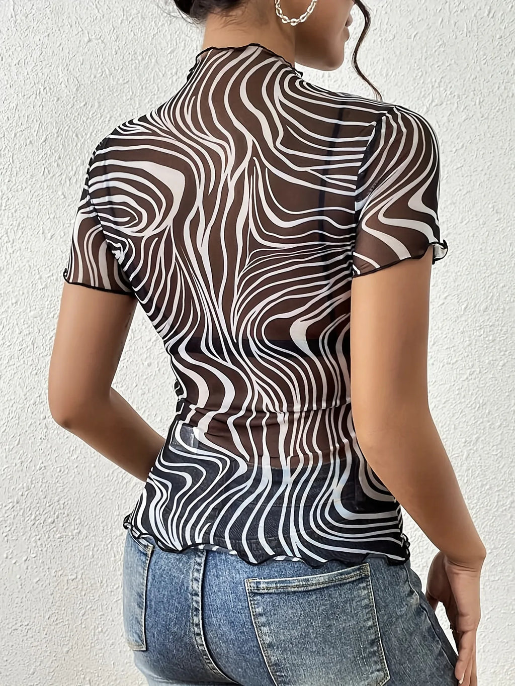 Psychedelic Wave Print Mock Neck T-Shirt - Blushé Belle